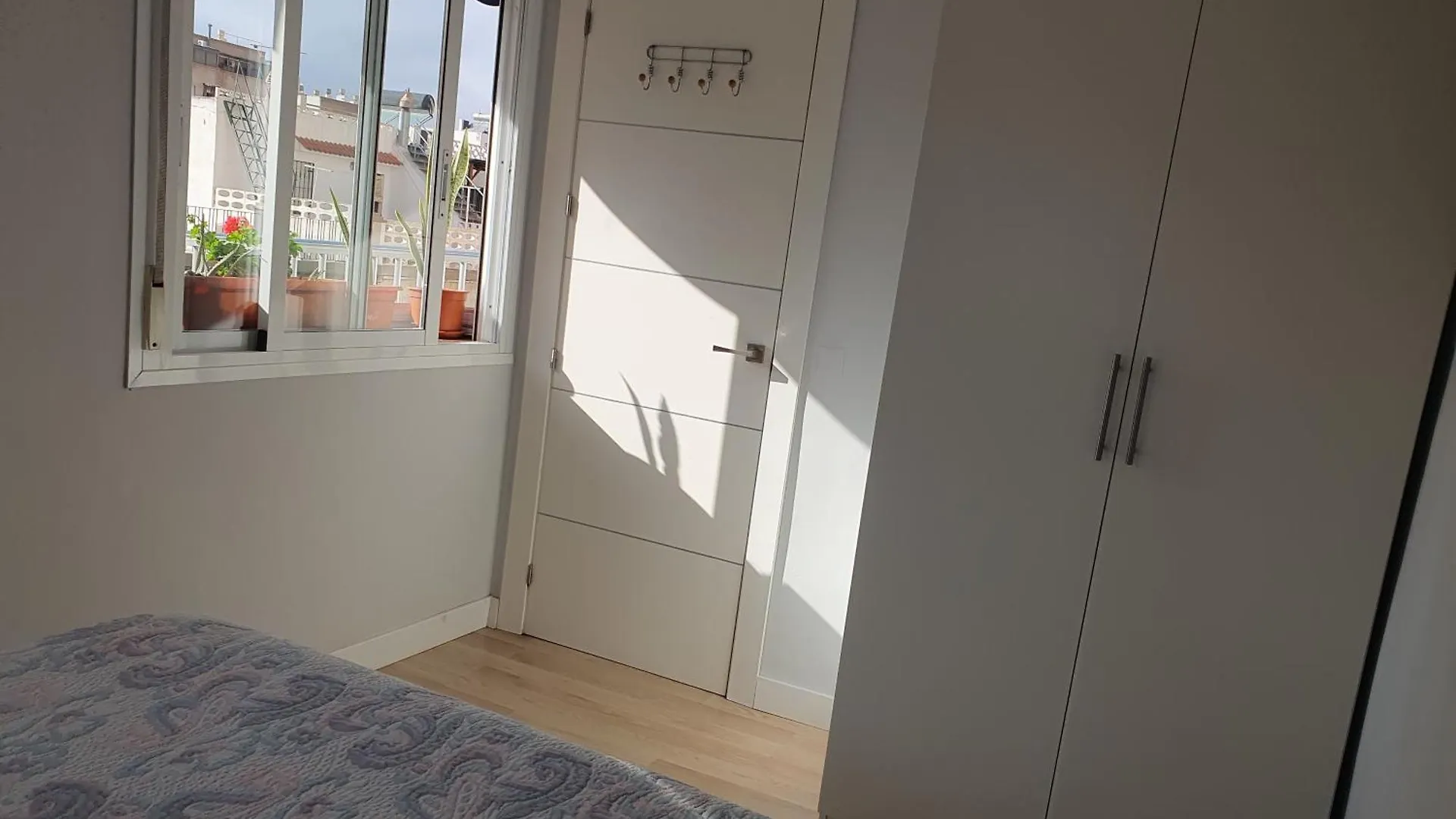 Apartamento La Casita Feliz Almería
